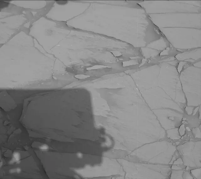 Sol 2702: Mast Camera (Mastcam)