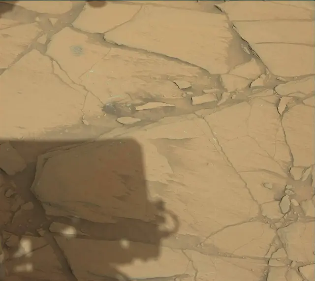 Sol 2702: Mast Camera (Mastcam)