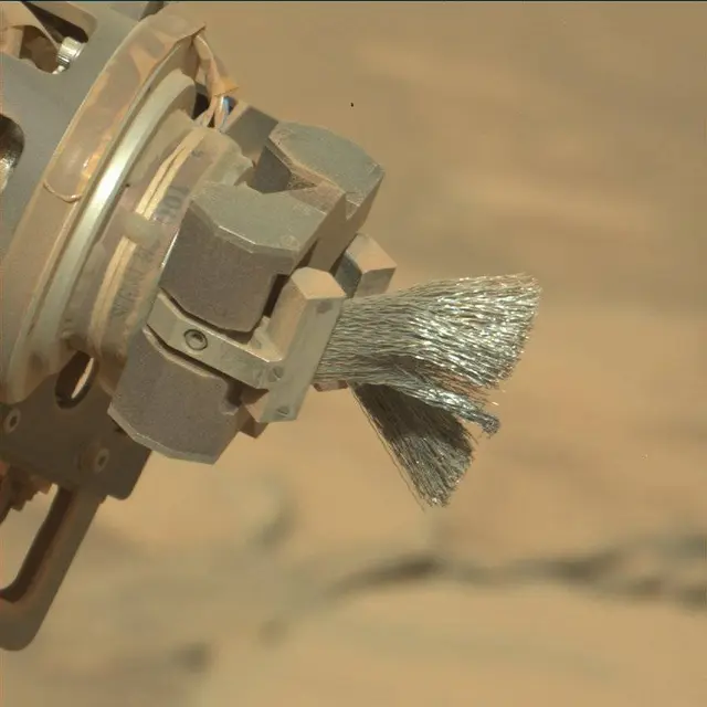 Sol 2703: Mast Camera (Mastcam)