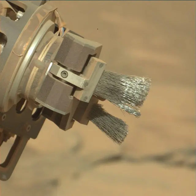 Sol 2703: Mast Camera (Mastcam)