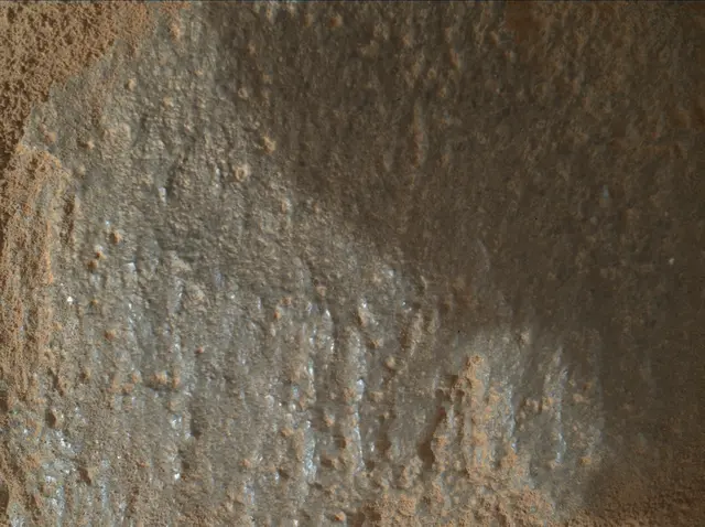 Sol 2703: Mars Hand Lens Imager (MAHLI)