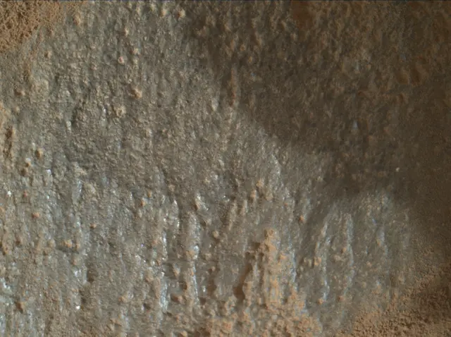 Sol 2703: Mars Hand Lens Imager (MAHLI)