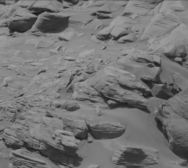 Sol 2705: Mast Camera (Mastcam)