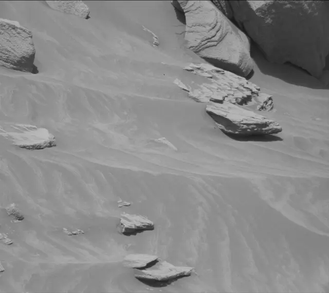 Sol 2705: Mast Camera (Mastcam)