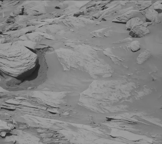 Sol 2705: Mast Camera (Mastcam)