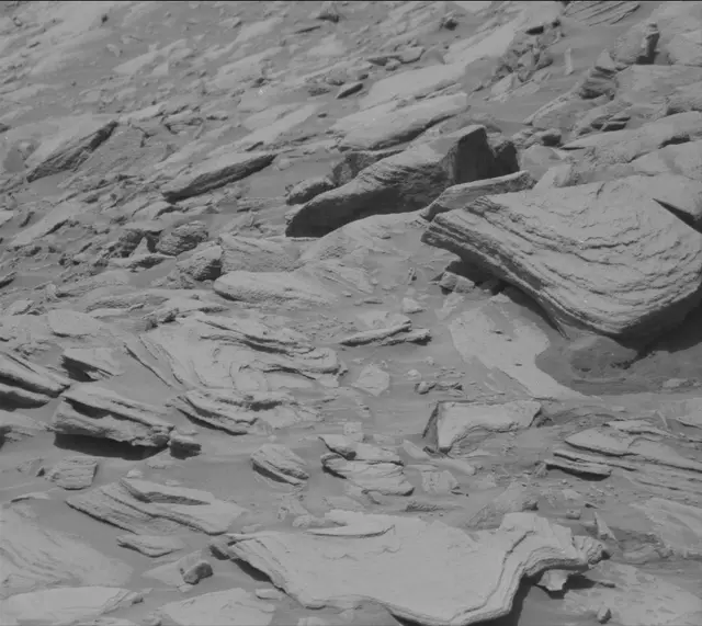 Sol 2705: Mast Camera (Mastcam)