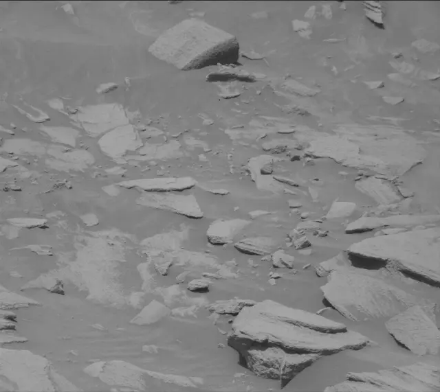 Sol 2705: Mast Camera (Mastcam)