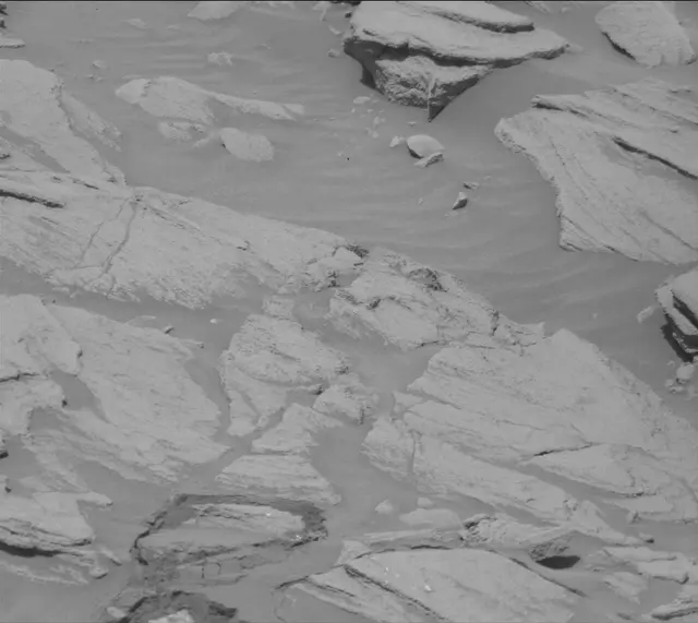 Sol 2705: Mast Camera (Mastcam)