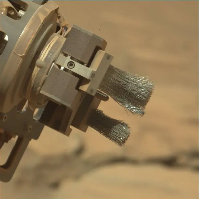 Sol 2706: Mast Camera (Mastcam)