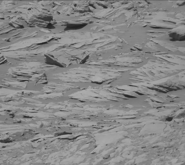 Sol 2706: Mast Camera (Mastcam)