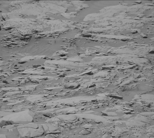 Sol 2706: Mast Camera (Mastcam)