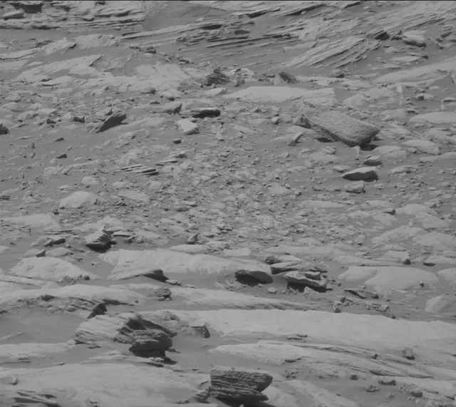 Sol 2706: Mast Camera (Mastcam)