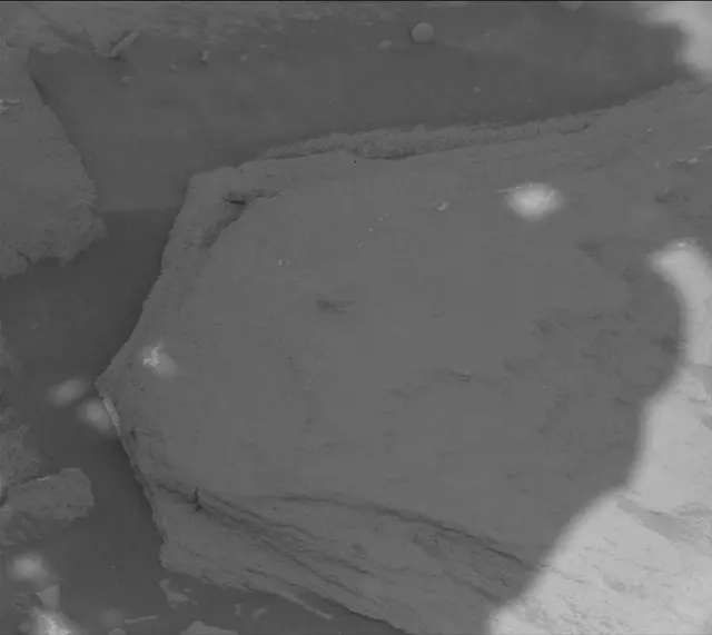 Sol 2706: Mast Camera (Mastcam)