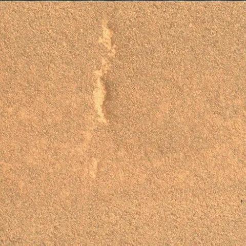 Sol 2706: Mars Hand Lens Imager (MAHLI)