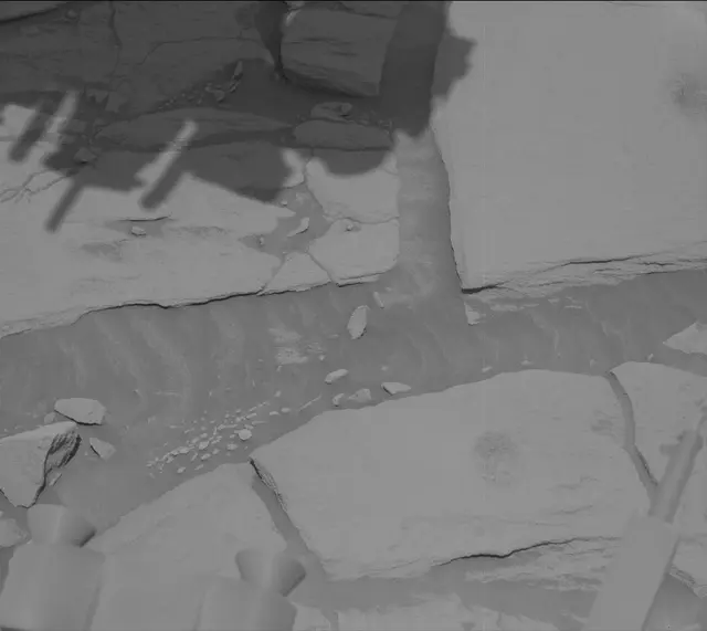 Sol 2710: Mast Camera (Mastcam)