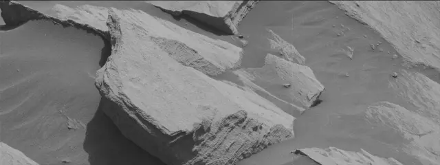 Sol 2710: Mast Camera (Mastcam)