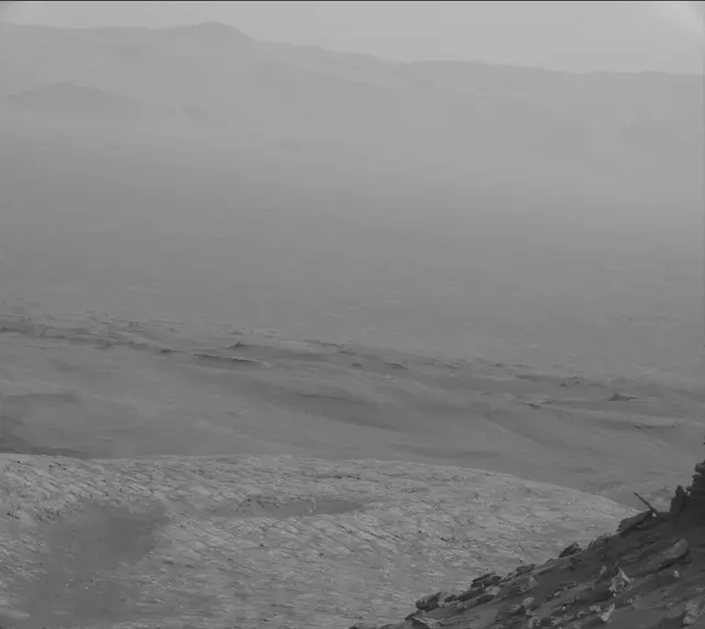 Sol 2711: Mast Camera (Mastcam)