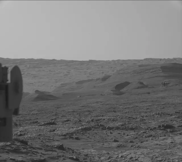 Sol 2711: Mast Camera (Mastcam)