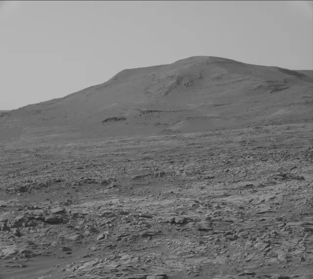 Sol 2711: Mast Camera (Mastcam)