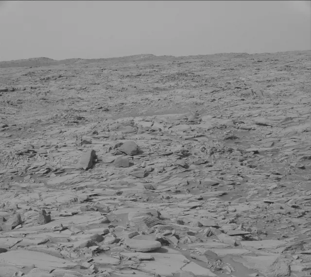 Sol 2711: Mast Camera (Mastcam)