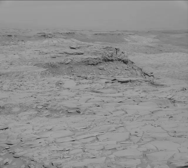 Sol 2711: Mast Camera (Mastcam)