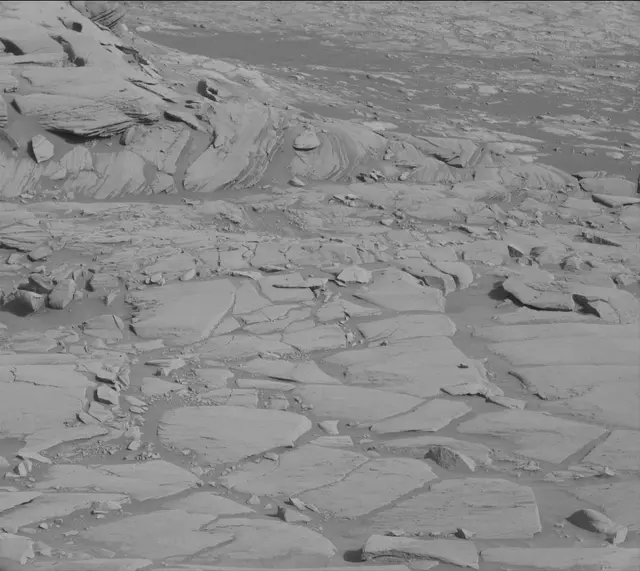 Sol 2711: Mast Camera (Mastcam)