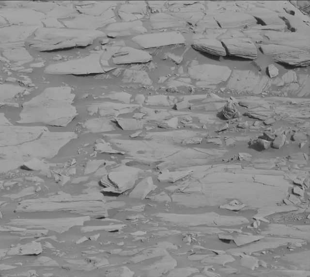 Sol 2711: Mast Camera (Mastcam)