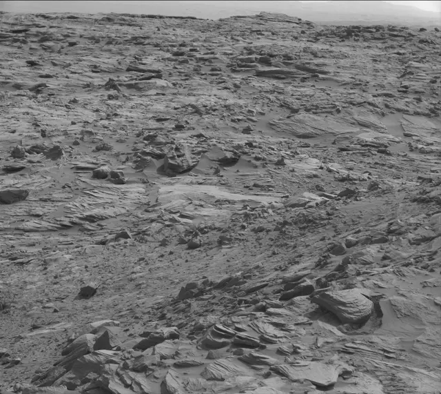 Sol 2711: Mast Camera (Mastcam)