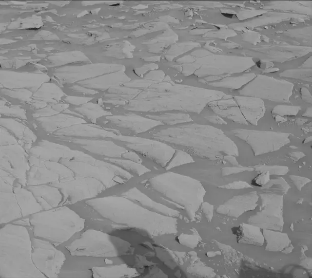 Sol 2711: Mast Camera (Mastcam)