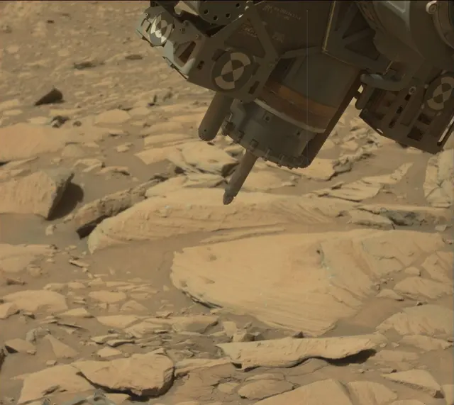 Sol 2711: Mast Camera (Mastcam)