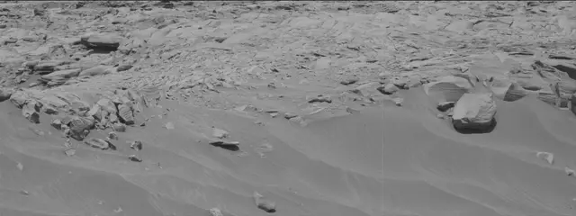 Sol 2712: Mast Camera (Mastcam)