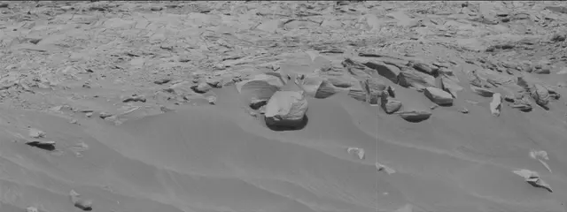 Sol 2712: Mast Camera (Mastcam)