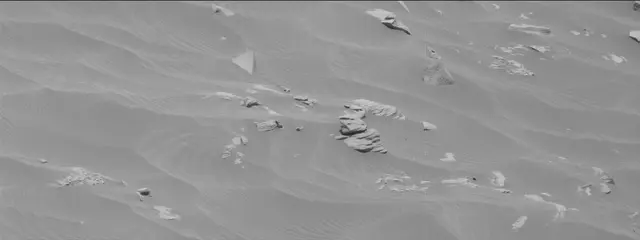 Sol 2712: Mast Camera (Mastcam)