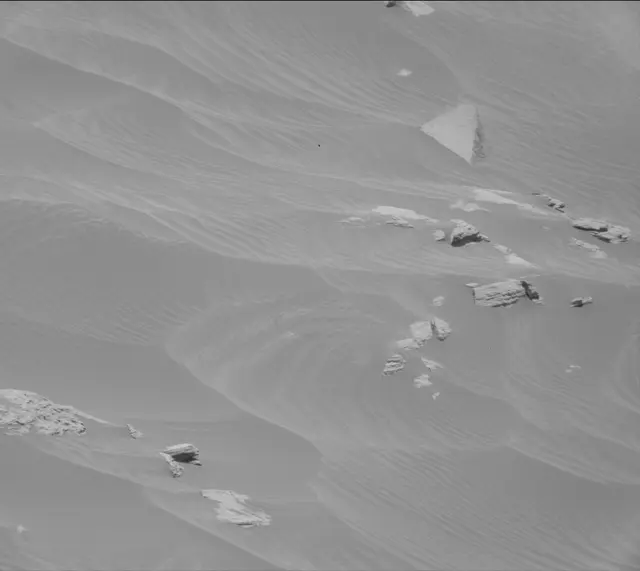 Sol 2712: Mast Camera (Mastcam)