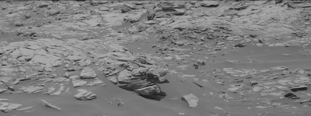 Sol 2716: Mast Camera (Mastcam)