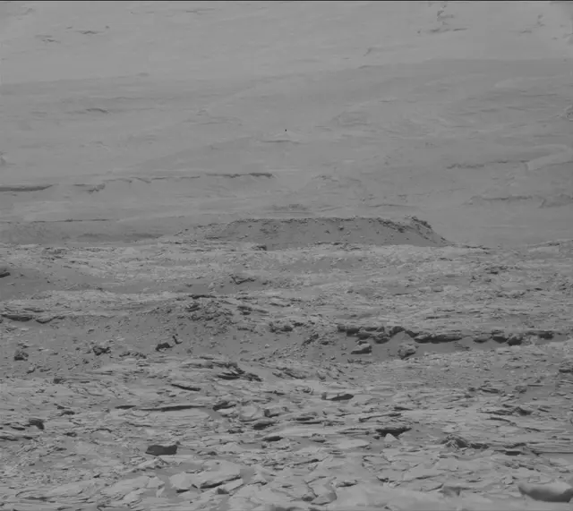 Sol 2716: Mast Camera (Mastcam)