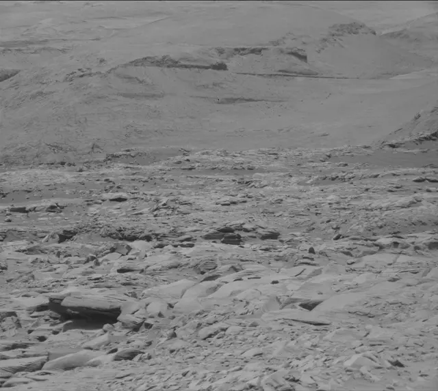 Sol 2716: Mast Camera (Mastcam)