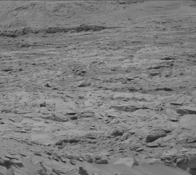 Sol 2716: Mast Camera (Mastcam)