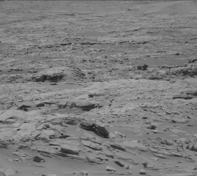 Sol 2716: Mast Camera (Mastcam)
