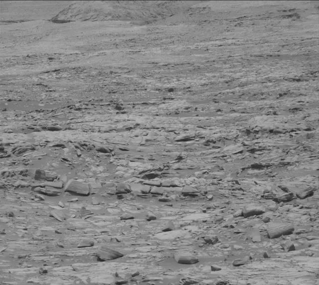 Sol 2716: Mast Camera (Mastcam)