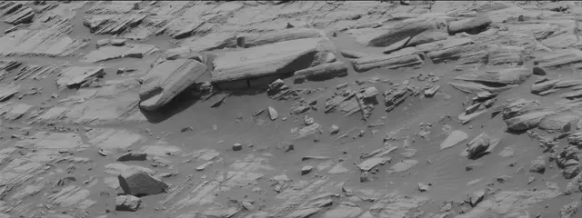 Sol 2717: Mast Camera (Mastcam)