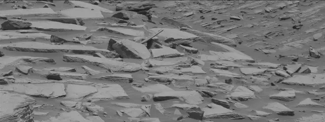 Sol 2717: Mast Camera (Mastcam)