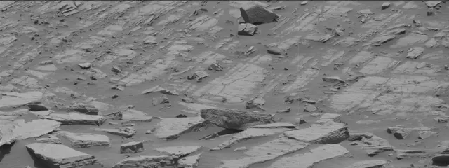 Sol 2717: Mast Camera (Mastcam)