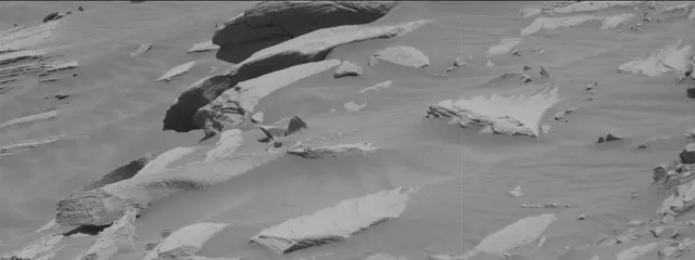 Sol 2717: Mast Camera (Mastcam)