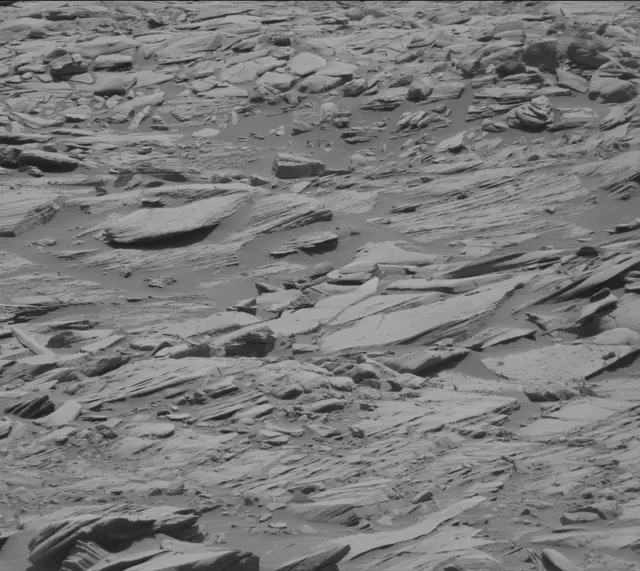 Sol 2717: Mast Camera (Mastcam)