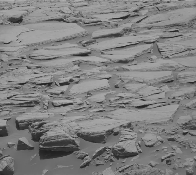 Sol 2717: Mast Camera (Mastcam)