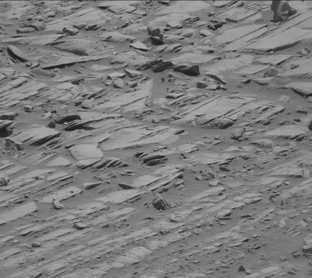 Sol 2717: Mast Camera (Mastcam)