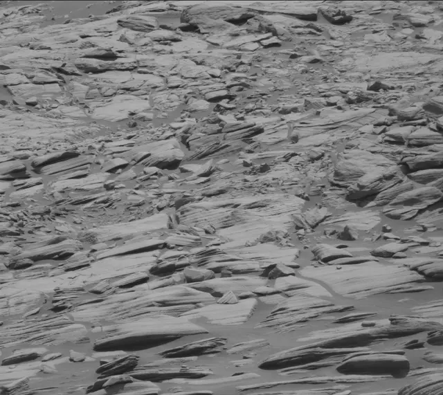 Sol 2717: Mast Camera (Mastcam)