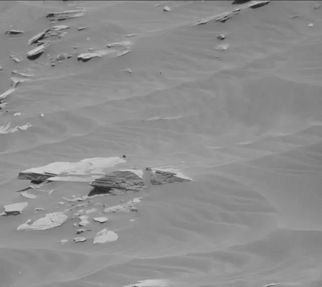 Sol 2717: Mast Camera (Mastcam)