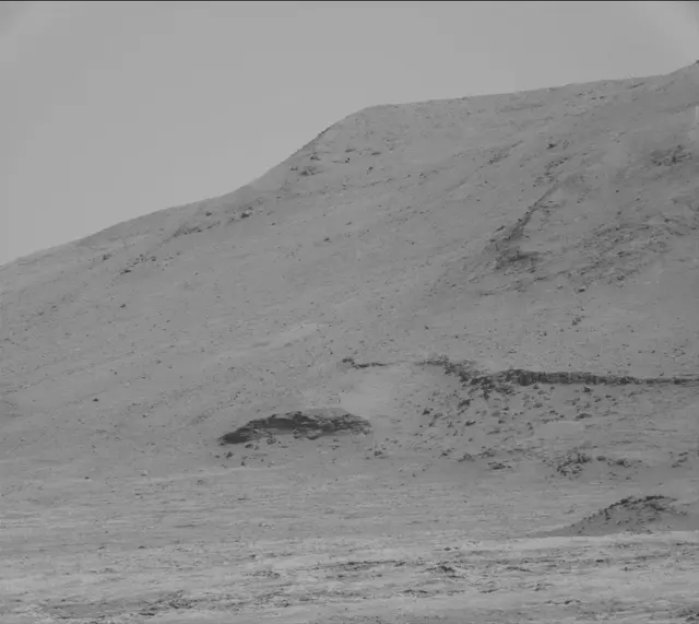 Sol 2719: Mast Camera (Mastcam)